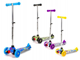 САМОКАТ 3-Х КОЛЕСНЫЙ,СВЕТ, В КОР S00021 купить оптом и в розницу САМОКАТ 3-Х КОЛЕСНЫЙ,СВЕТ, В КОР S00021 купить оптом и в розницу на базе игрушек